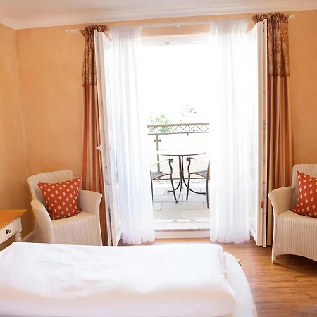 Hirsch 1783 Hotel Landhaus 3*