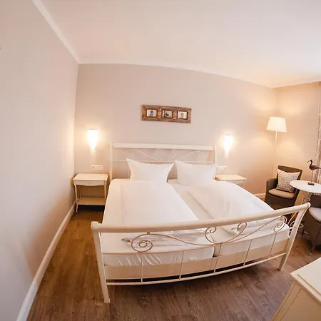 Hirsch 1783 Hotel Landhaus 3* Langenargen